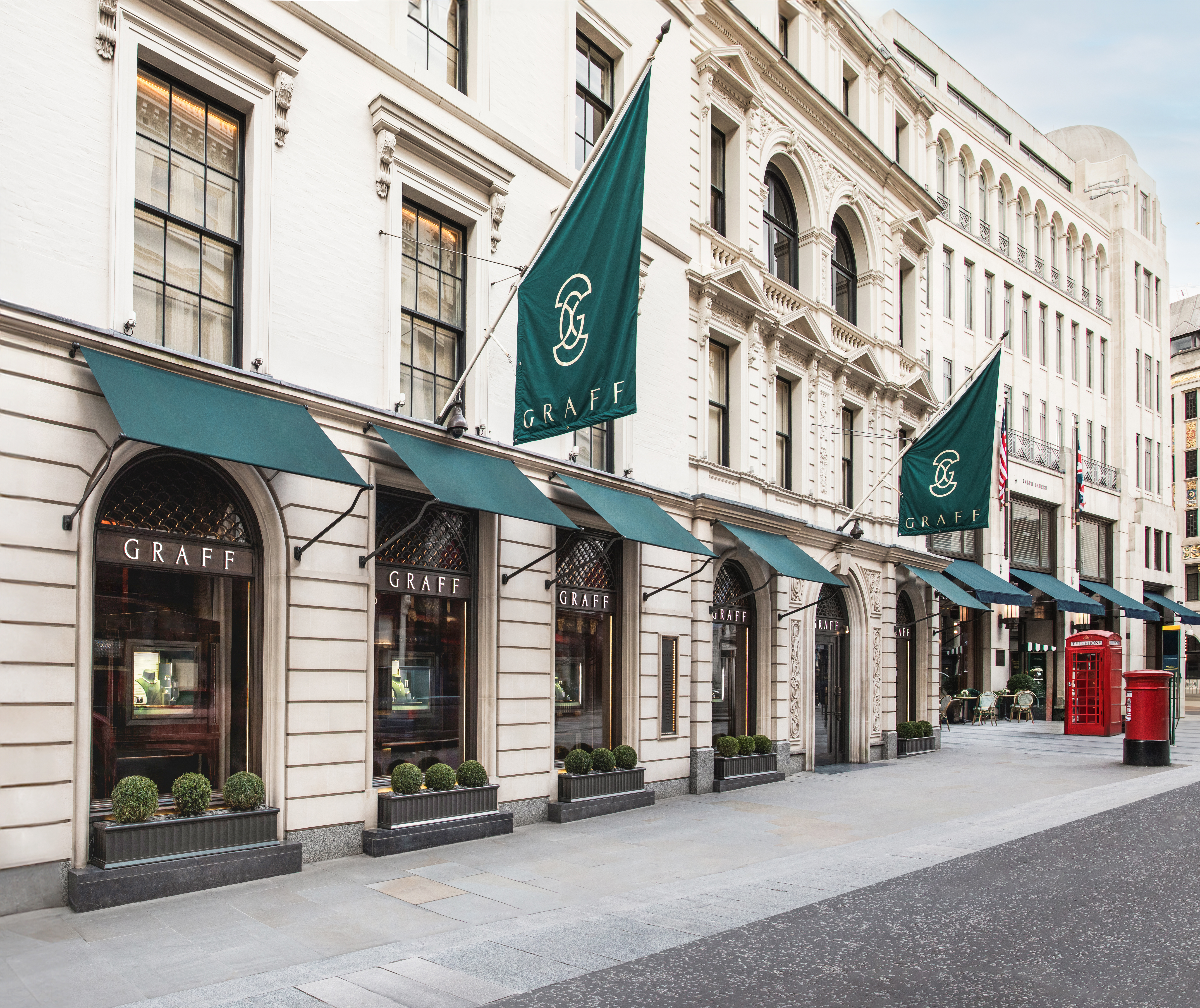 GraffのLondon, New Bond Streetストア|グラフィティ